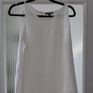 Stunning flowy white tank top size L Alice Collection